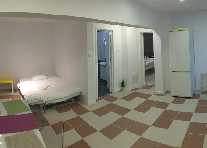 4-26 Mircea Voda Apartmán