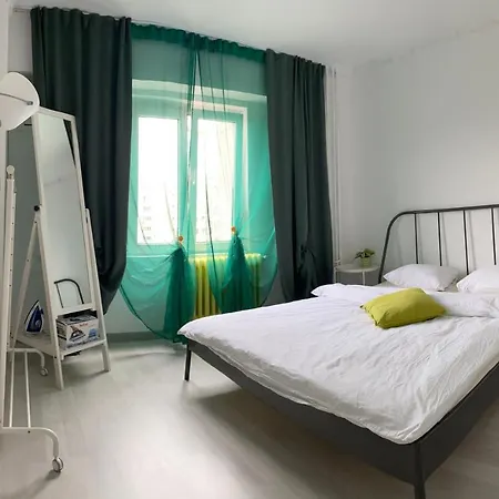 4-26 Mircea Voda Apartment Bucharest